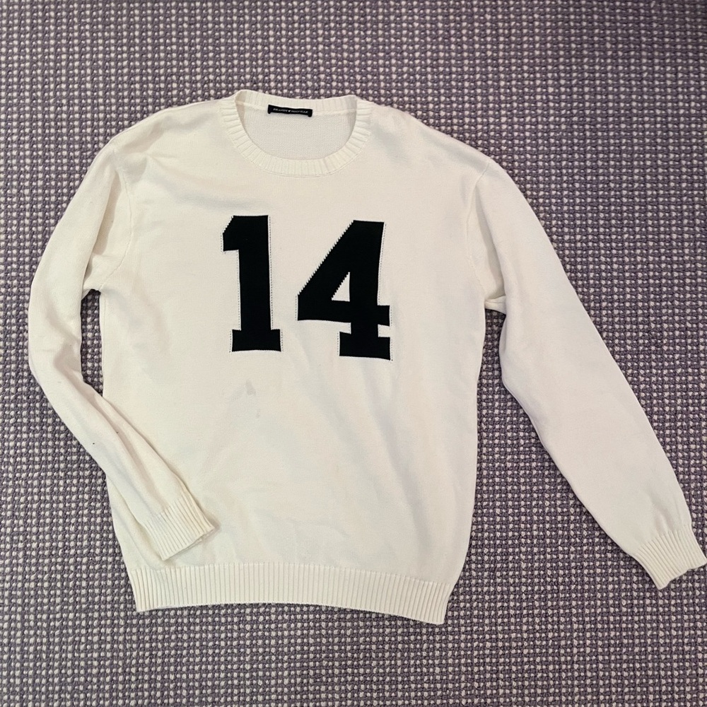 Brandy Melville sweater